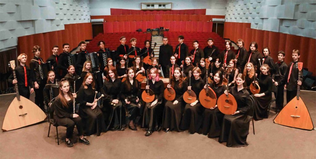 Фото оркестра русских народных инструментов